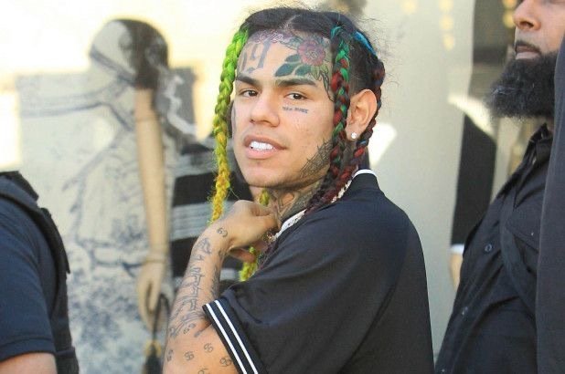 Tekashi 6ix9ine Robbed And Beaten In Dubai