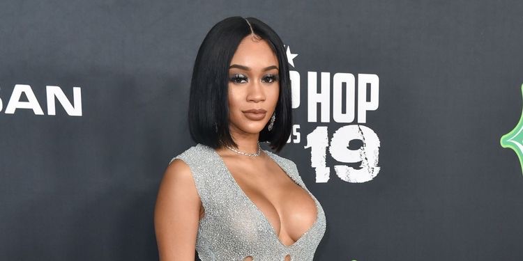 Saweetie’s fourth EP, The Single Life managed to move a total 2,000 album equivalent units in its first week of release