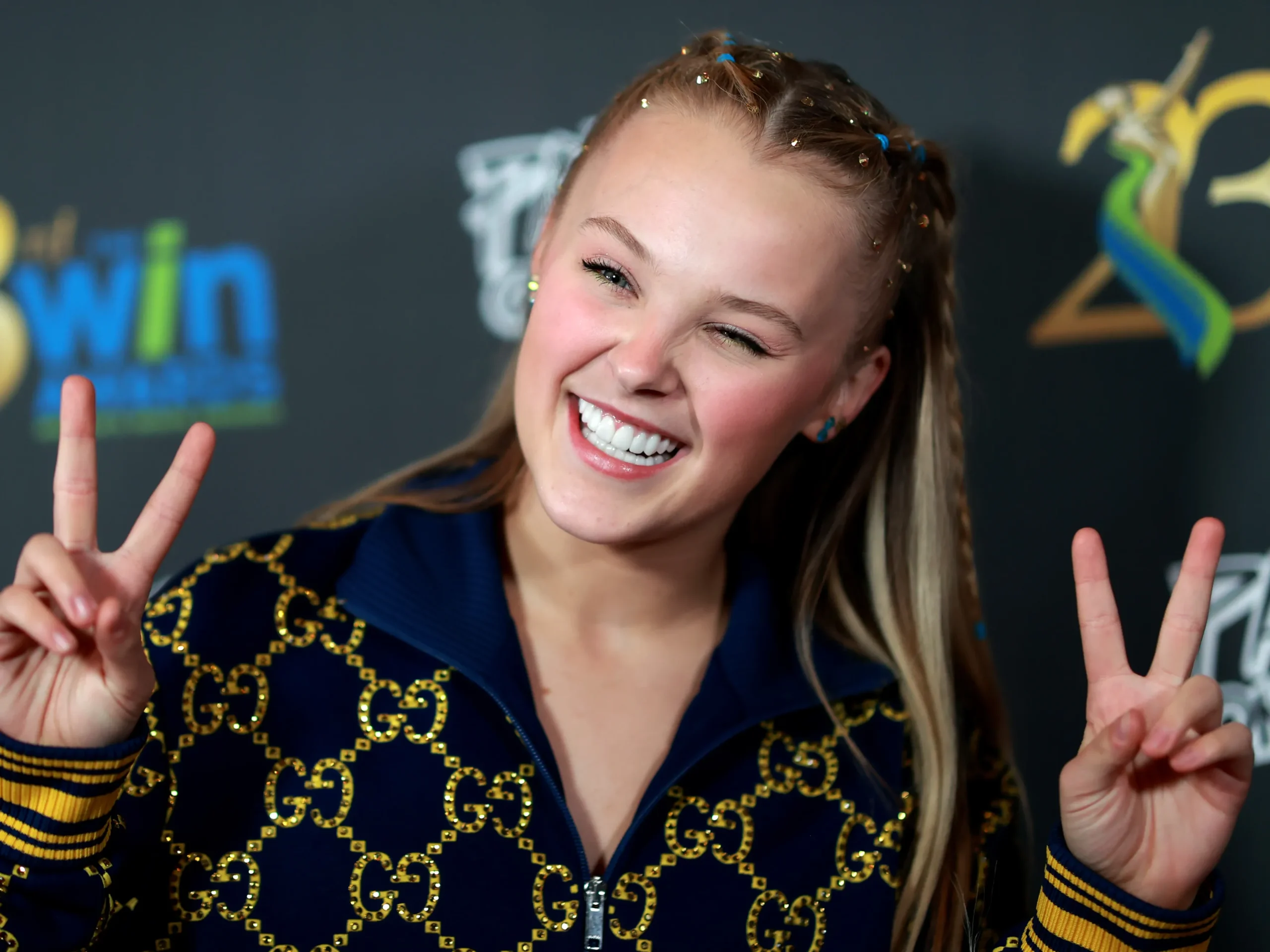 JoJo Siwa Net Worth: How Rich Is the YouTube Sensation Behind the Big Bows?